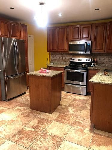 1st image of 25 Pennyfield Ave
