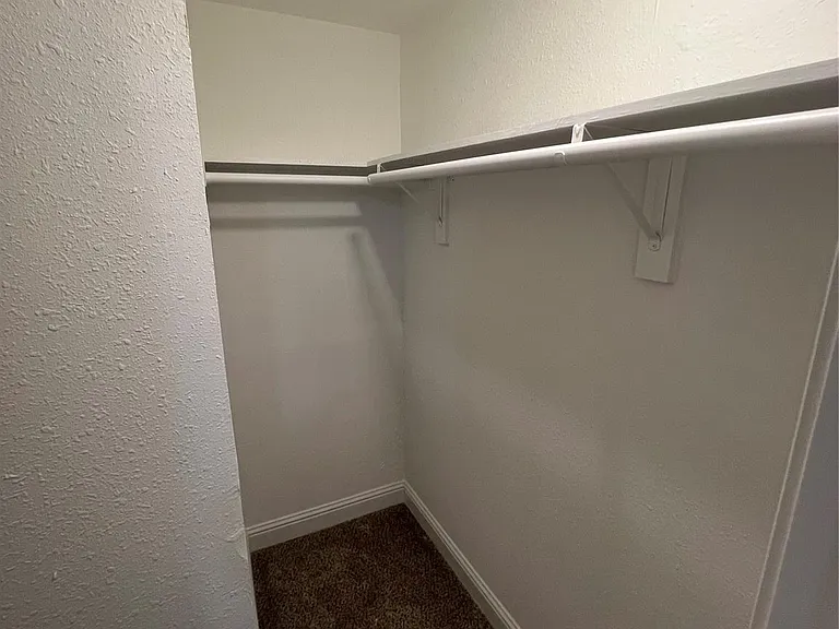 19739 Moonhollow Dr — Photo 19