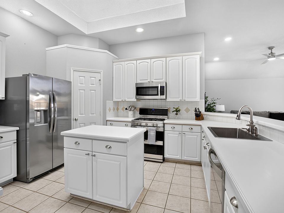 1st image of 10908 Shadow Brook Ln