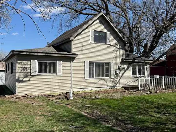 301 5th Ave SE, Mapleton, MN 56065