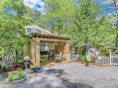 59 Candy Land Dr, Cleveland, GA, 30528