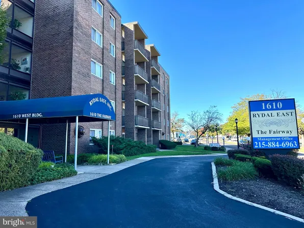 1610 The Fairway #301W, Jenkintown, PA 19046