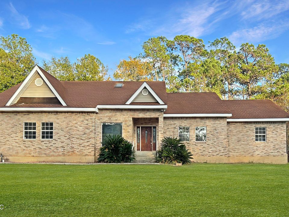 1st image of 528 Royal Oak Dr