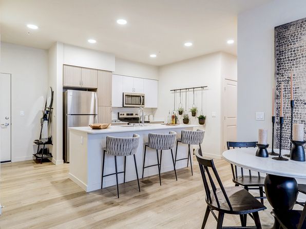 2002 174th St NE #F204