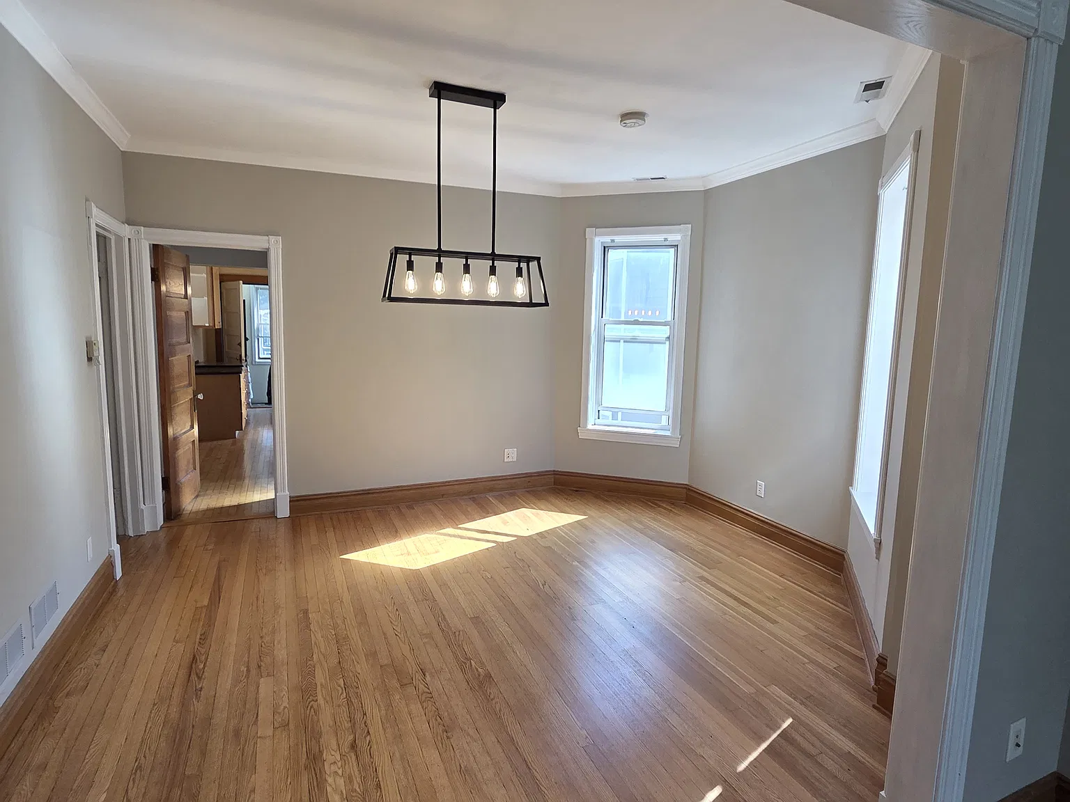 3651 N Paulina Street — Photo 3