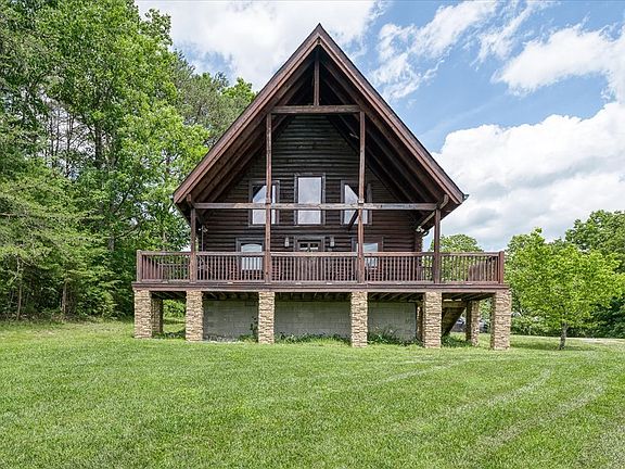 3rd image of 101 Meadow View Ln