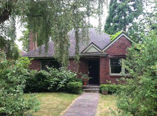 9731 8th Ave NE, Seattle, WA 98115