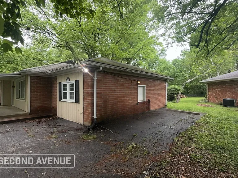 25 Belle Dr — Photo 6