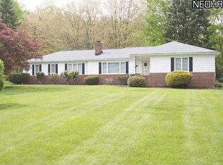 34955 Solon Rd, Solon, OH 44139