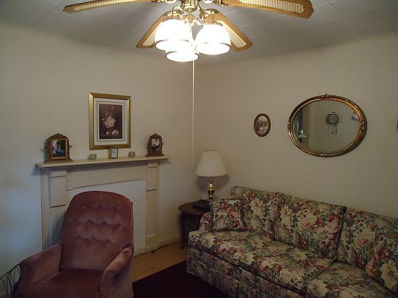 2nd image of 429 Scottdale Ave