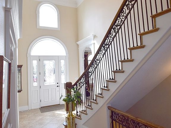 4th image of 5161 Long Cove Dr
