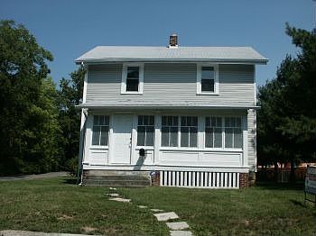 1st image of 806 N Drexel Ave