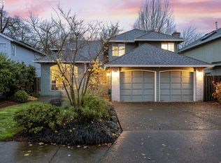 14967 SW Kenton Dr, Portland, OR