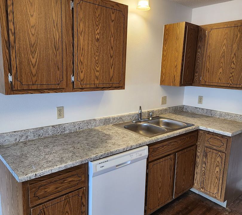 1st image of 2400 S Sycamore Ave APT 29
