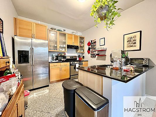 1st image of 197 Monroe St #2C