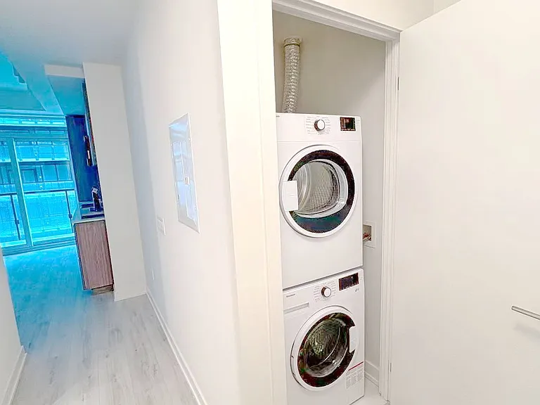 110 Broadway Ave #2507S — Photo 3