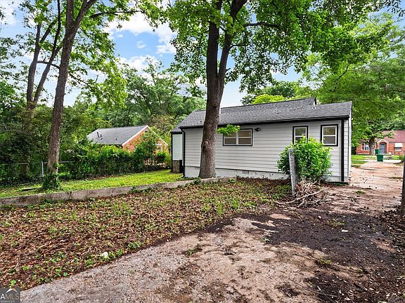 5th image of 1939 Willa Dr