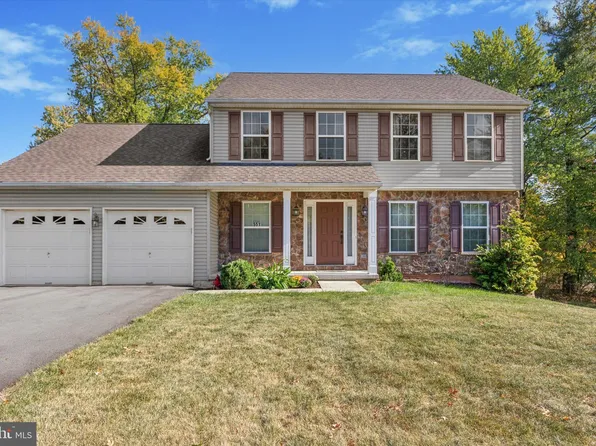 551 Oak Ave, Warrington, PA 18976