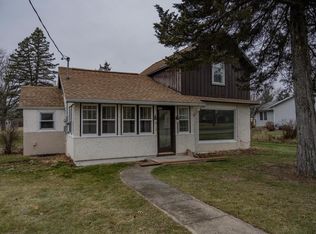 505 Harvey St, Necedah, WI 54646