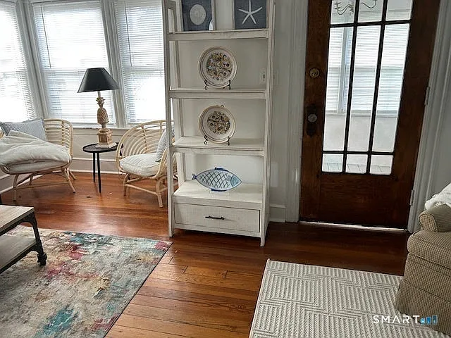 1 bed, 1.5 bath, 804 sqft, $3,900 — Photo 3