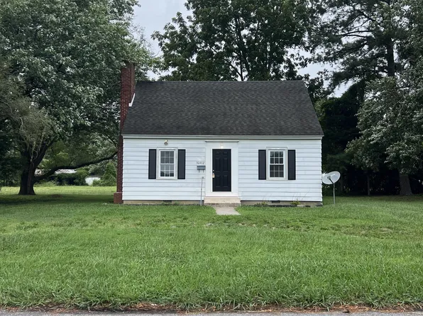 30432 Maple St, Princess Anne, MD 21853