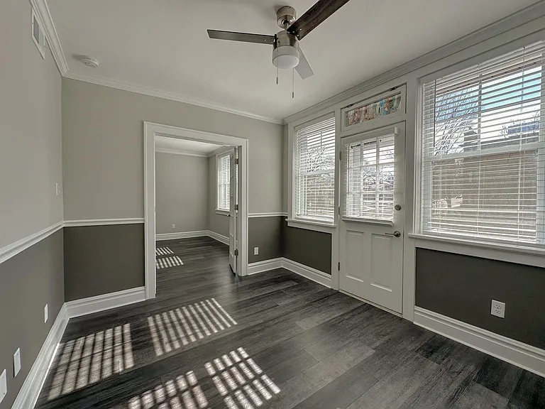 7505 Pershing Ave #2E — Photo 19