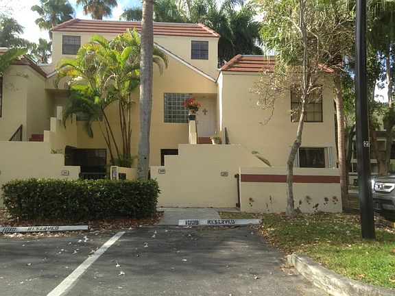 4th image of 13042 SW 88th Ter S #105-A
