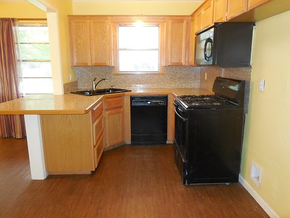 5th image of 204 N 29th St