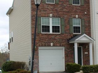 11 Lombard Ln, Bunker Hill, WV 25413