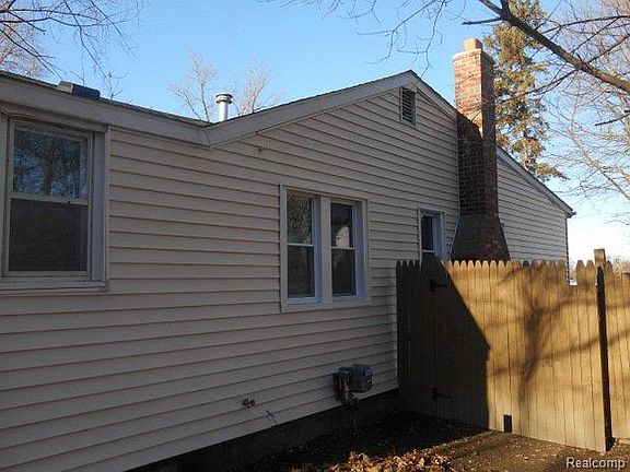 3rd image of 6502 Knox Dr