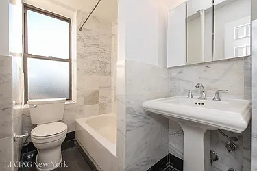 Rented by Living New York