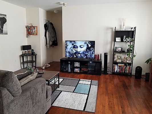 5th image of 23-13 Broadway #4