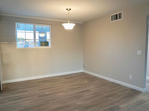 4th image of 3832 N 55th Dr