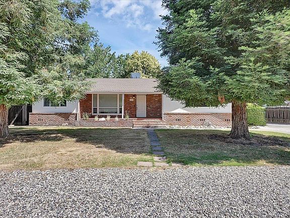 3rd image of 1133 Villa Vista Ave