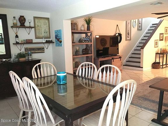 4th image of 180 Queens Ct #180