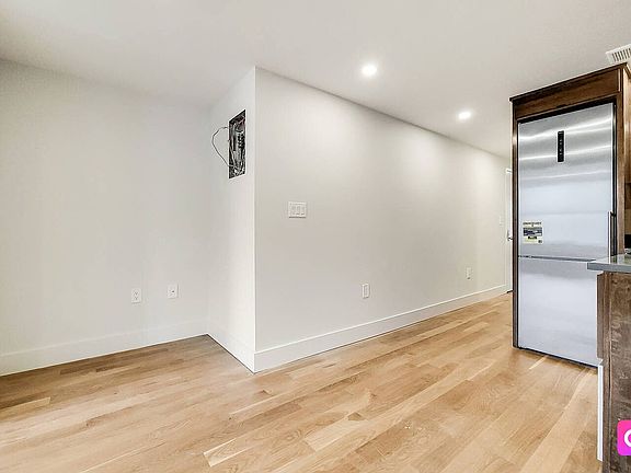 5th image of 738 E 6th St #3
