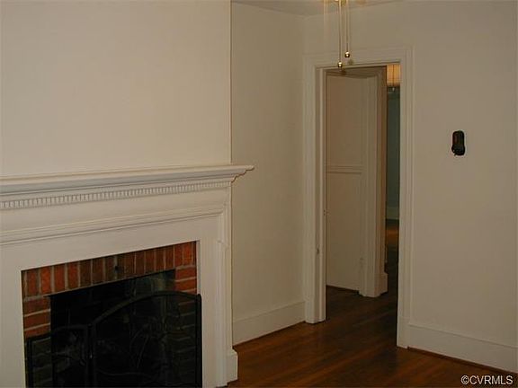 4th image of 3911 Floyd Ave