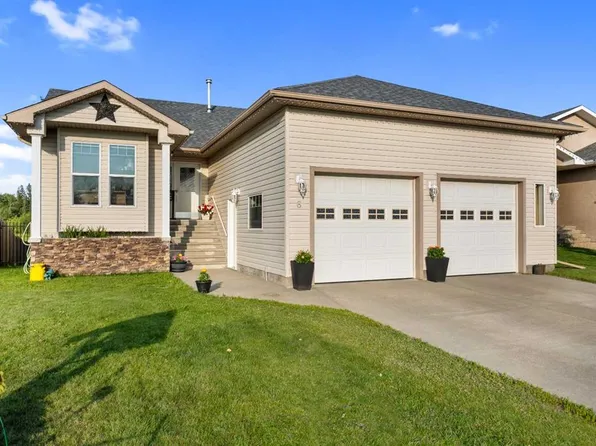 6 W Park Cir, Whitecourt, AB T7S 1H9