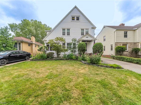 11008 Edgepark Dr, Garfield Heights, OH 44125