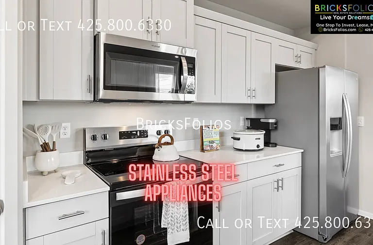 205 Cremini Loop SE — Photo 2
