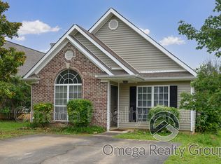 186 Flagstone Ln, Calera, AL 35040