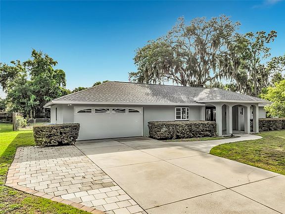 3rd image of 2157 LAKE DRIVE
