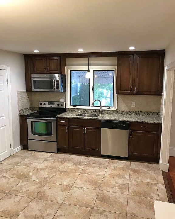 1st image of 4 Wheatland St #2