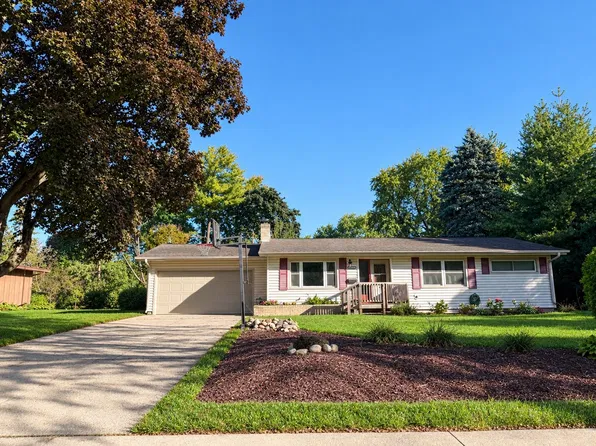 5606 Raymond Rd, Madison, WI 53711
