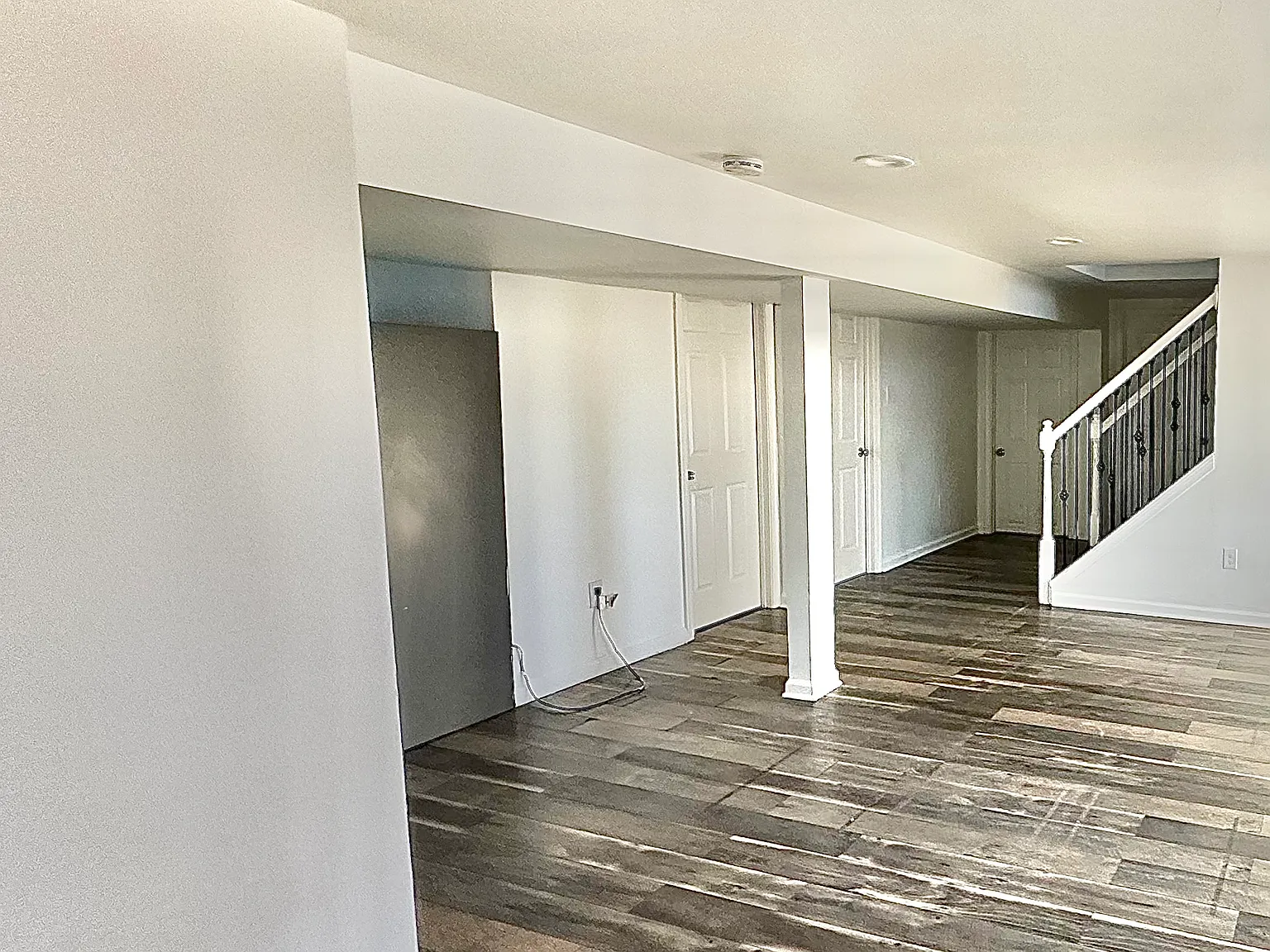 2 bed, 1100 sqft, $1,850 — Photo 2