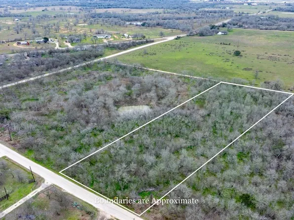 379 Union Hill Rd, Luling, TX 78648