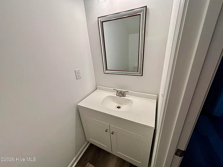 112 Telfair St #B — Photo 15