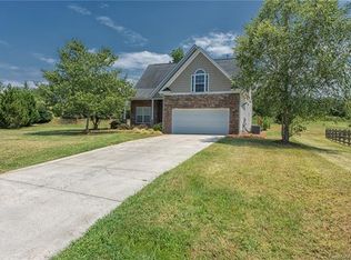 2912 Loxdale Farms Dr, Monroe, NC 28110