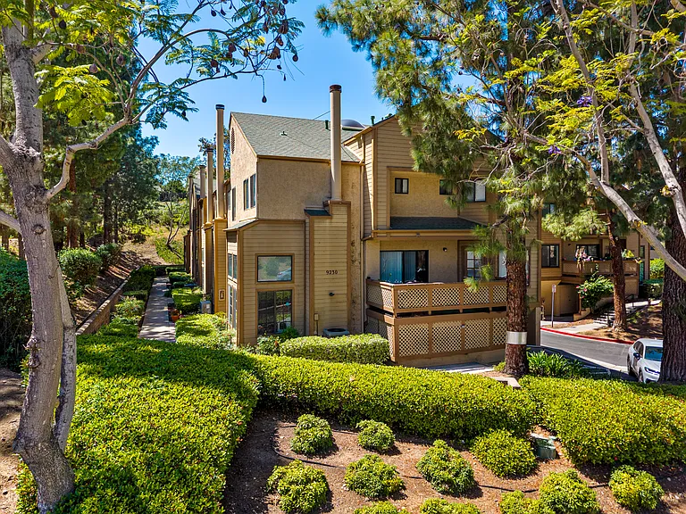 9230 Lake Murray Blvd #F — Photo 2