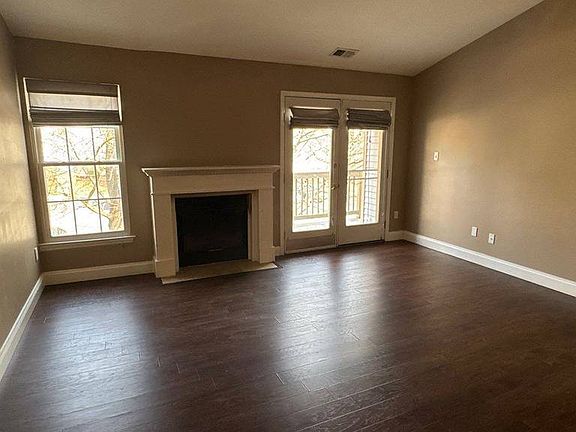 3rd image of 5701 Rowanberry Dr Unit 107